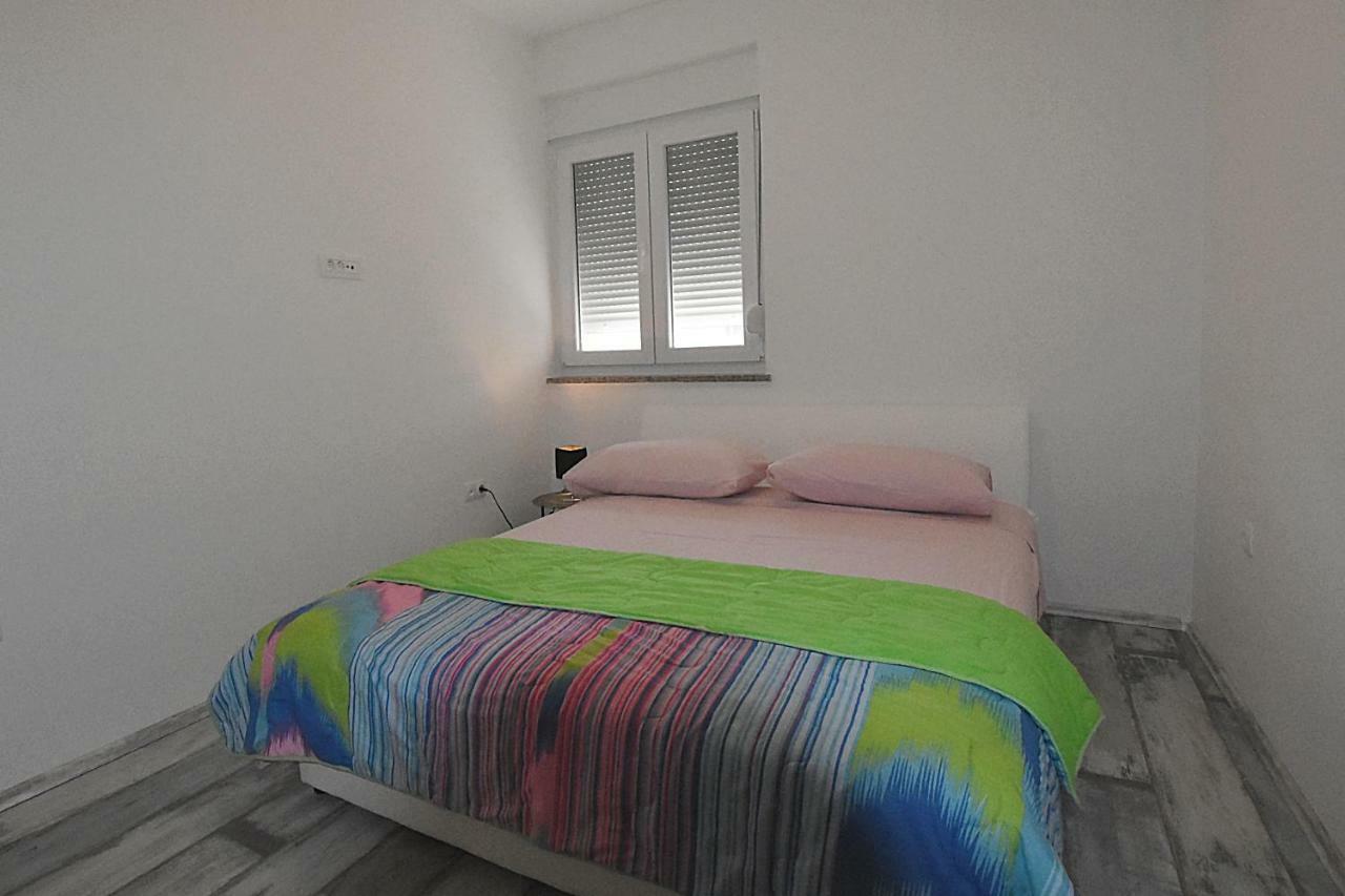 Ferienwohnung Marine Sukošan Exterior foto