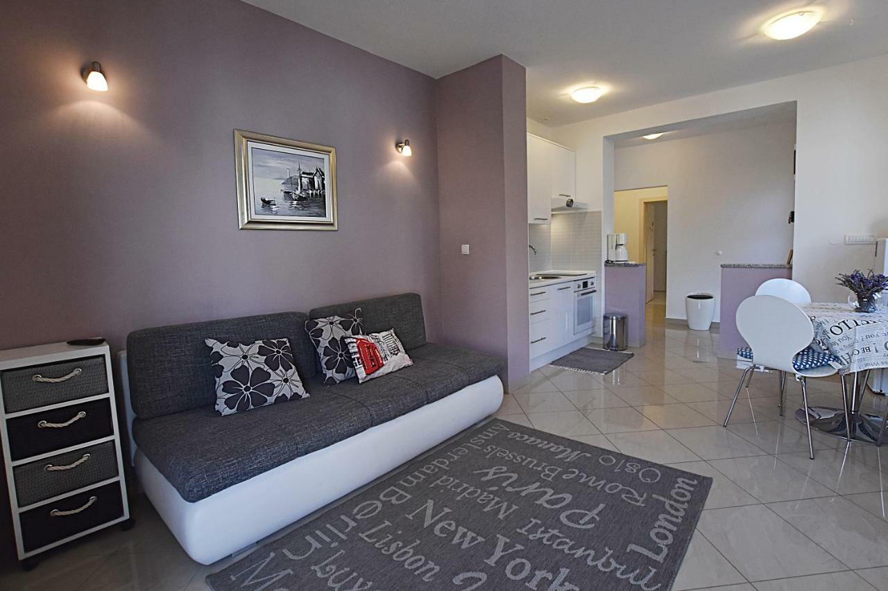Ferienwohnung Marine Sukošan Exterior foto